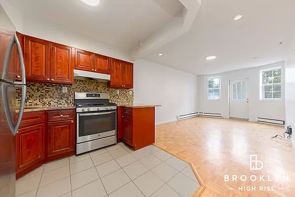 1st image of 24 Suydam Pl #5