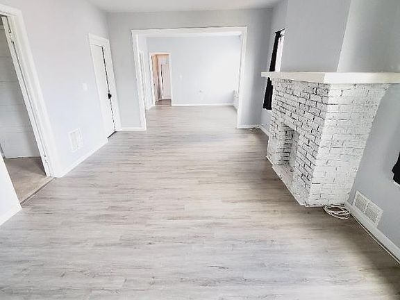 2nd image of 98 Royal Ave APT 2