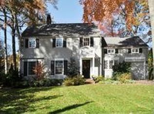 846 Shadowlawn Dr, Westfield, NJ 07090
