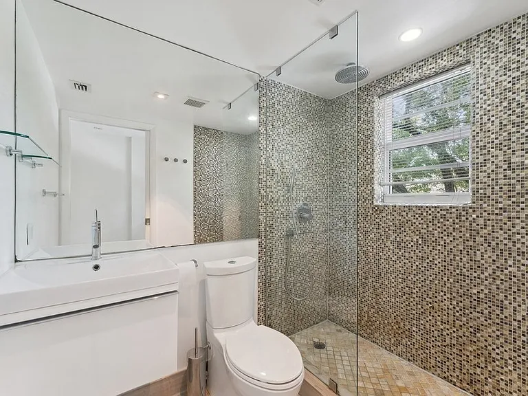 4812 Pine Tree Dr #206 — Photo 10