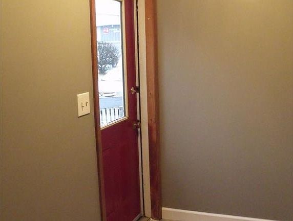 3rd image of 388 West Ave