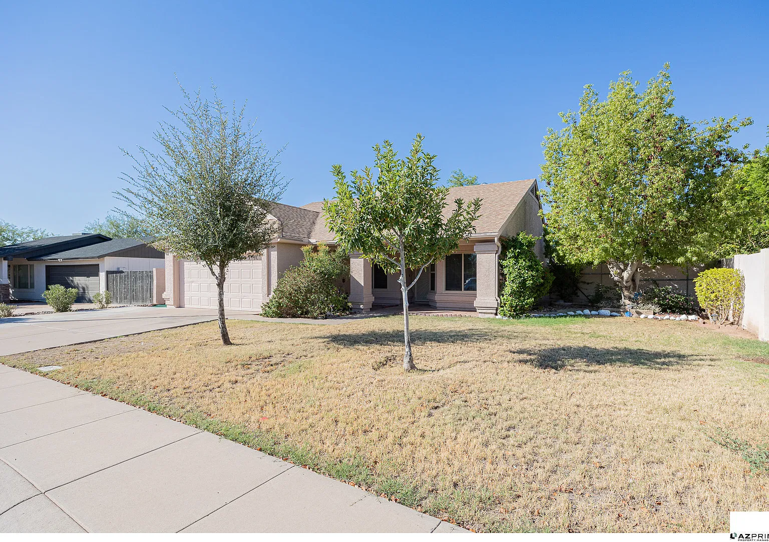 Fall In Love With This Inviting 3/2 Chandler Home, Where Comfort And Style Come Together! — Photo 3