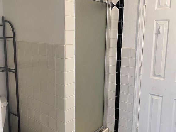 5th image of 775 36th Ave #1