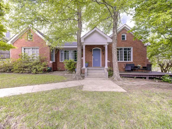 3006 Short Cherry St, Vicksburg, MS 39180