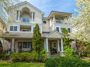 37 Hamilton Ave #2, Weehawken, NJ 07086