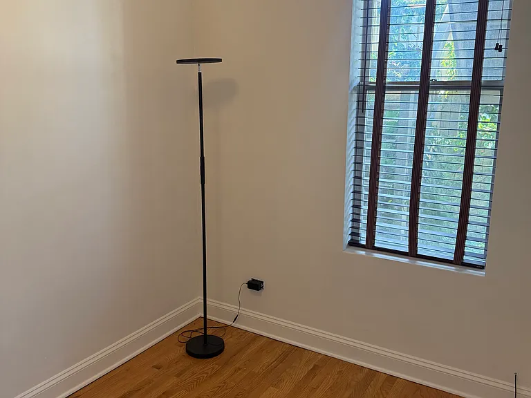 2025 W Erie St #1R — Photo 6