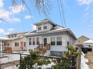40 Alvin St, Providence, RI 02907