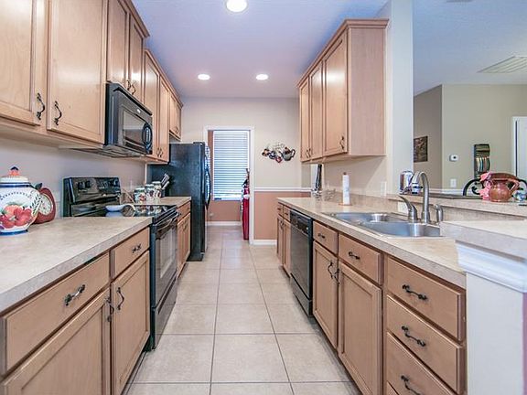 5th image of 3140 Riachuelo Ln