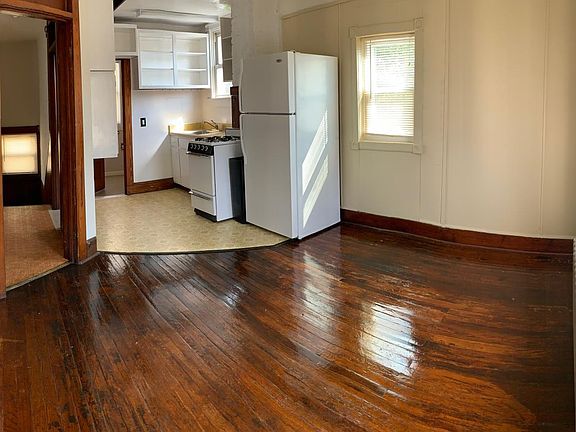 Living room / Kitchen