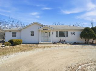 24325 S Meadowood Rd, Crete, IL 60417