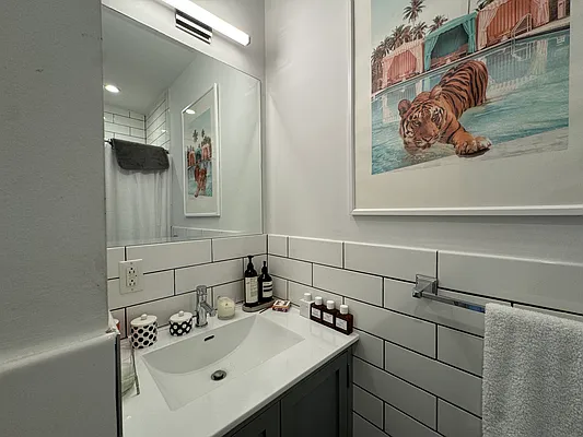 Rented by Compass | media 11