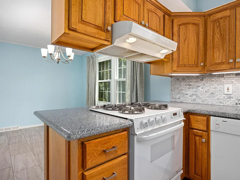 5824 N Imperial Dr — Photo 14