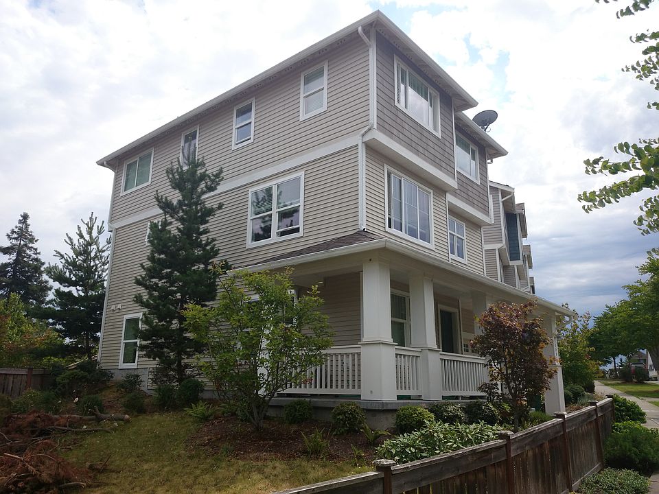 2nd image of 6004 29th Ave SW