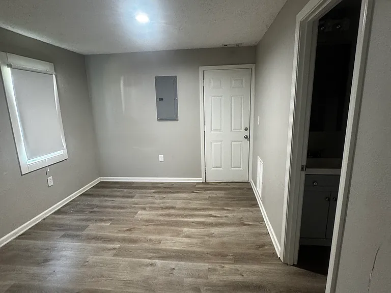 315 N Mickley Ave #8 — Photo 6