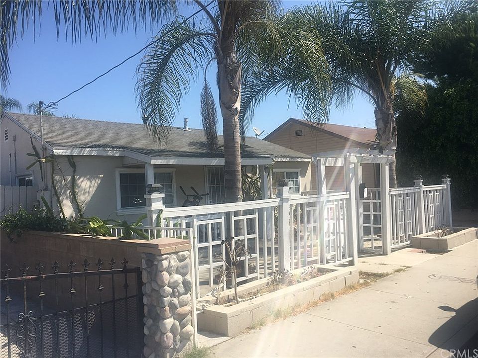 1st image of 2413 W Pomona St