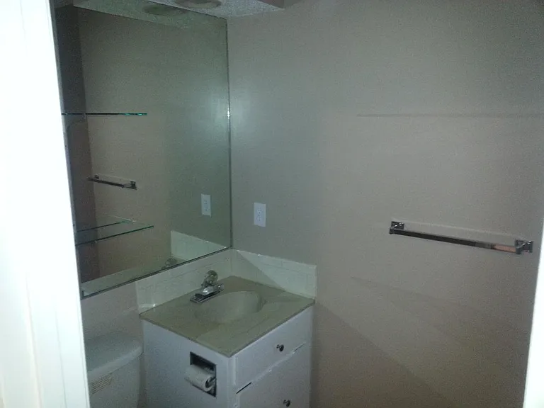 2838 Eaton St — Photo 14
