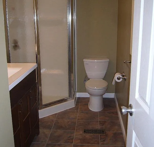 2465 Memphis St — Photo 8
