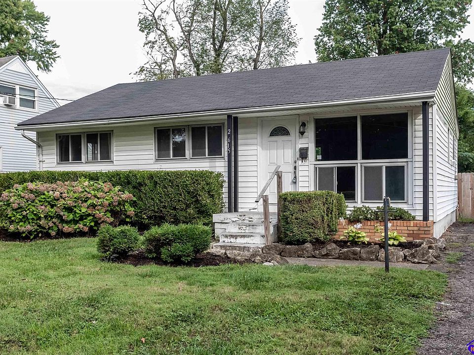 1st image of 2615 Gardiner Ln