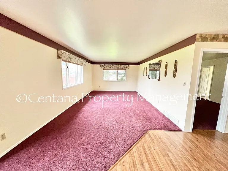 3101 Dixon St — Photo 16