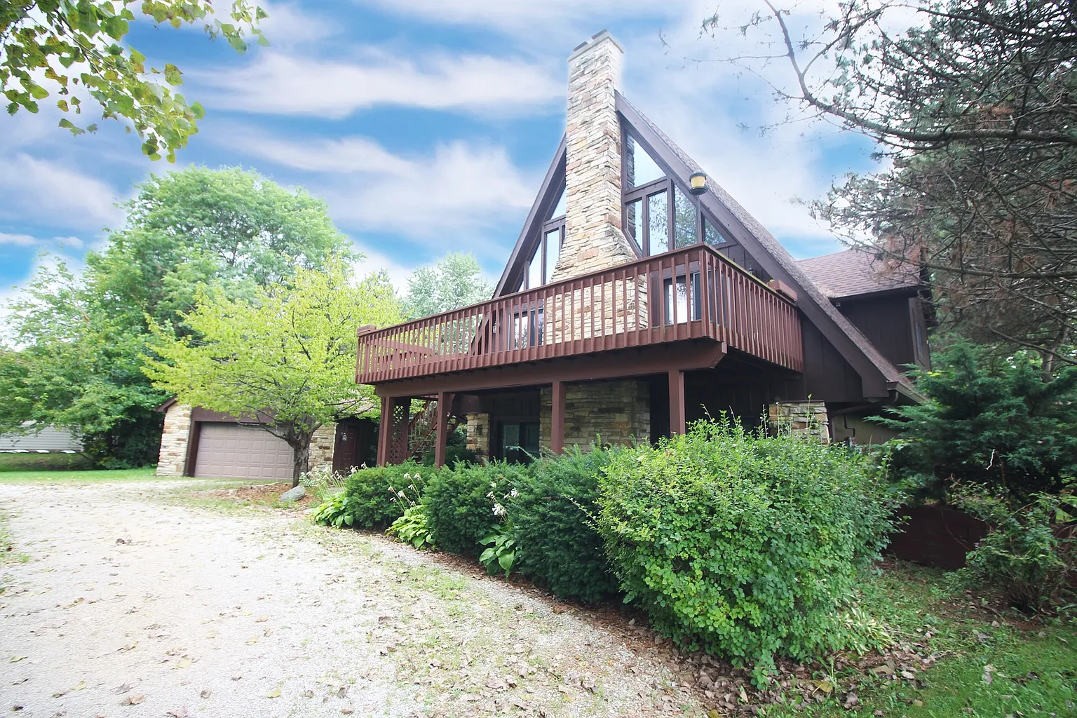14N488 Oliver Dr photo 1