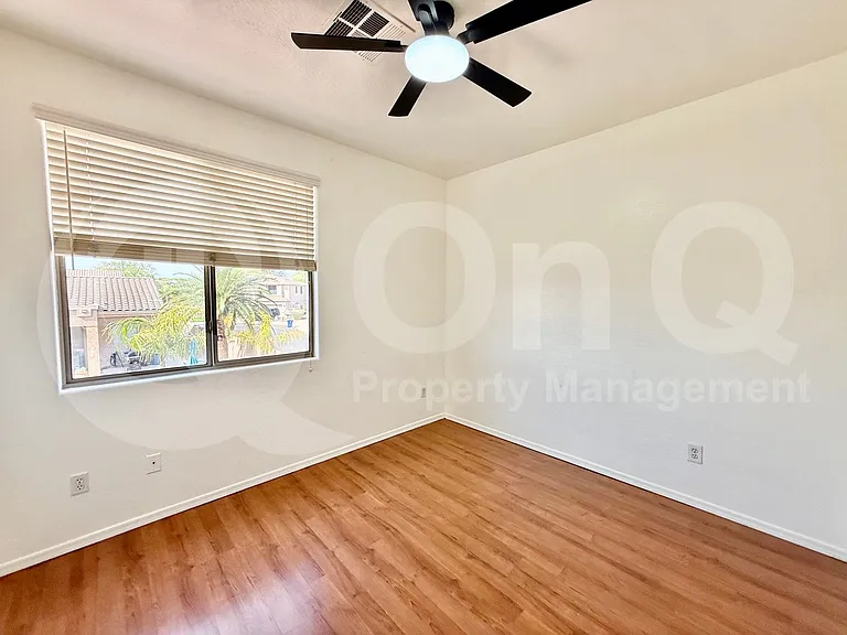 9940 E Medina Ave — Photo 16