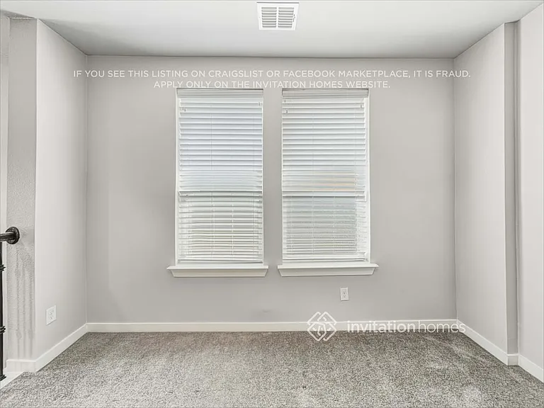 2533 Stella Ln — Photo 18