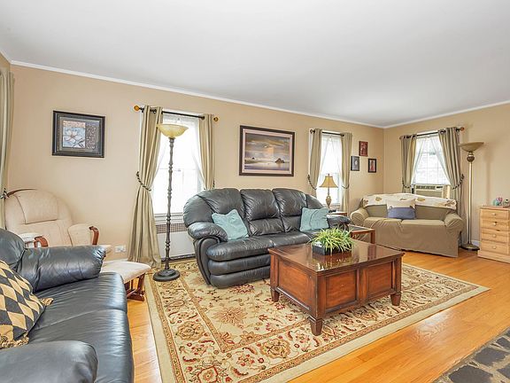 4th image of 25 Fairfield Pl