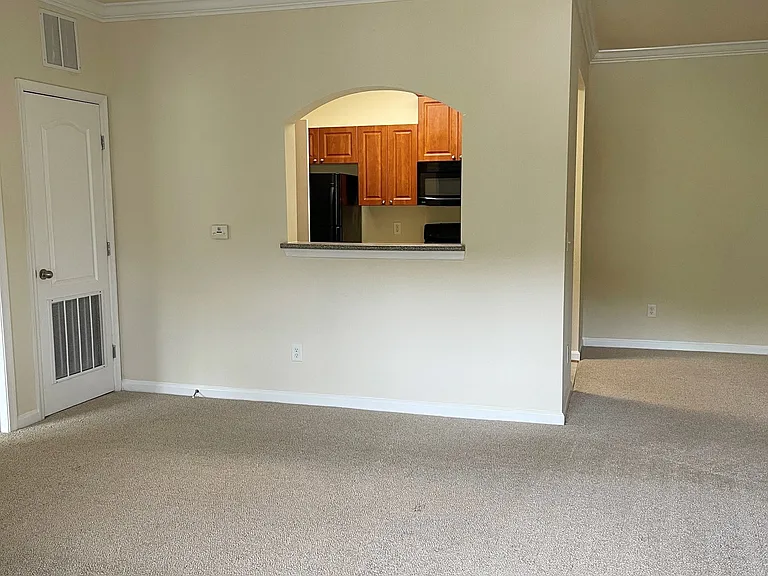 Clairmont at Farmgate — Photo 110