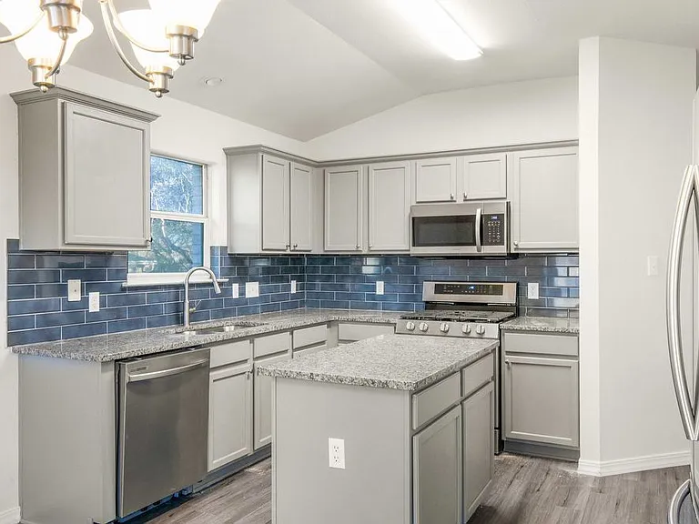 3310 Blue Ridge Dr — Photo 11