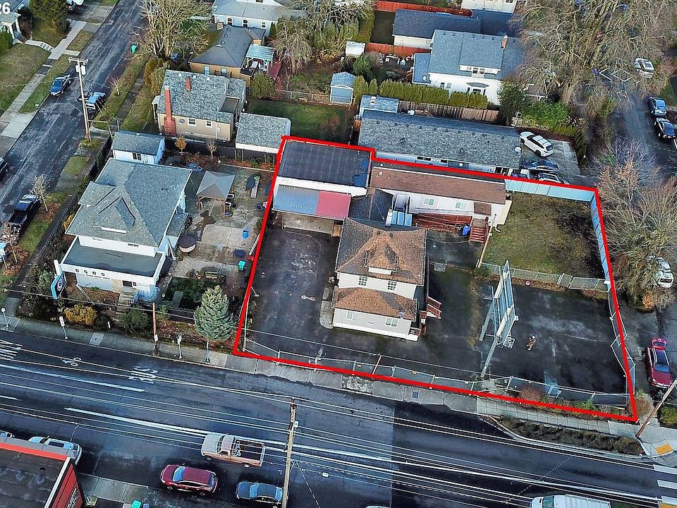 1st image of 8523 SE Stark St