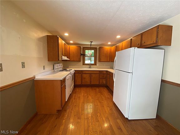 2nd image of 69639 Oxford Dr