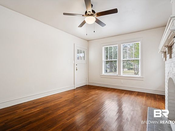3rd image of 110 N Hallett St
