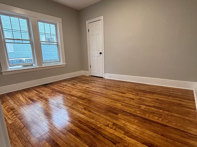 33 Woodford St #1 — Photo 9