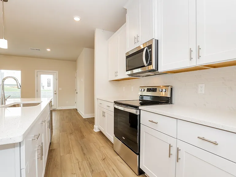 1725 Tahoma Dr — Photo 8