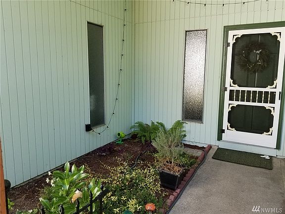 5th image of 5712 Henslin Ct SE