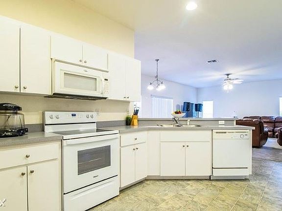 3rd image of 1633 Normandy Heights Blvd