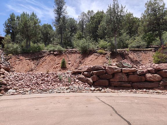 4th image of 1004 S Montana Cir