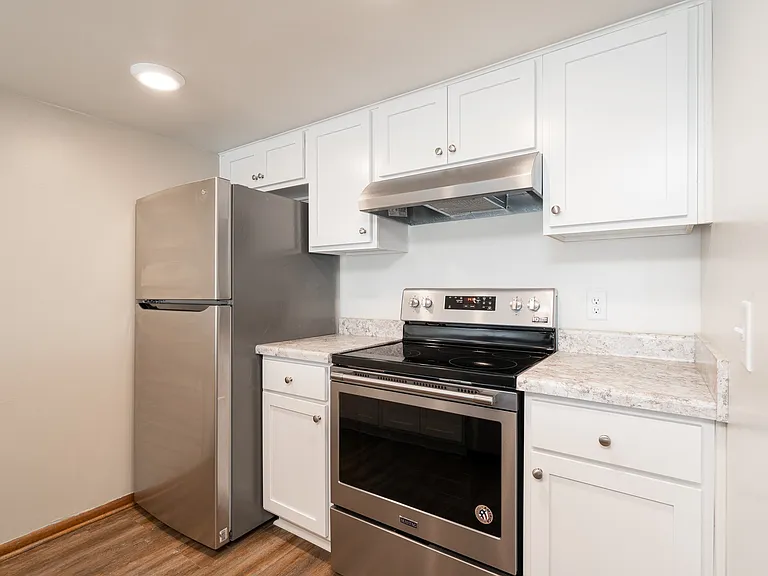 Welcome to Central Lakes of Uptown, where modern living meets stylish design. Enjoy contemporary kitchens equipped with stainless steel appliances and sleek finishes. Embrace comfort and convenienceschedule your tour today!