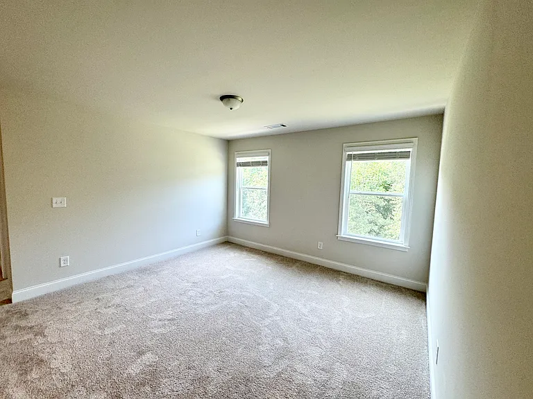 7368 Rocklin Ln — Photo 16