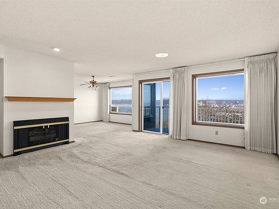 3rd image of 525 Broadway #205