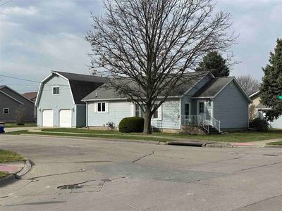 1409 N 4th Ave, Washington, IA, 52353