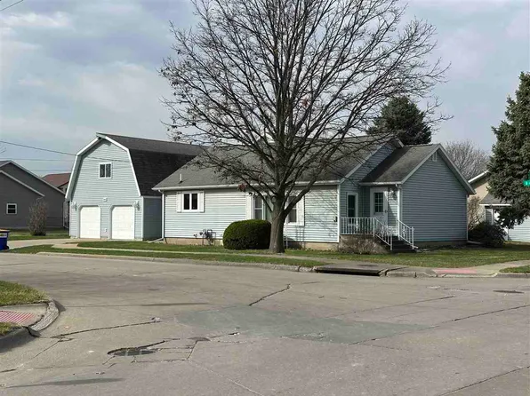 1409 N 4th Ave, Washington, IA 52353