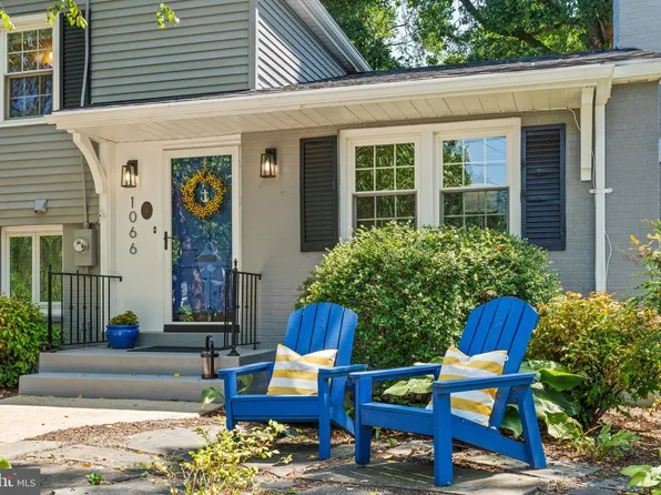 1066 Dalebrook Dr, Alexandria, VA 22308