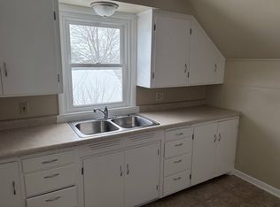 520 N 18th St #2, Escanaba, MI 49829