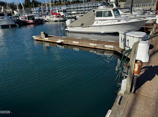 1000 SE Bay Blvd #M11, Newport, OR 97365