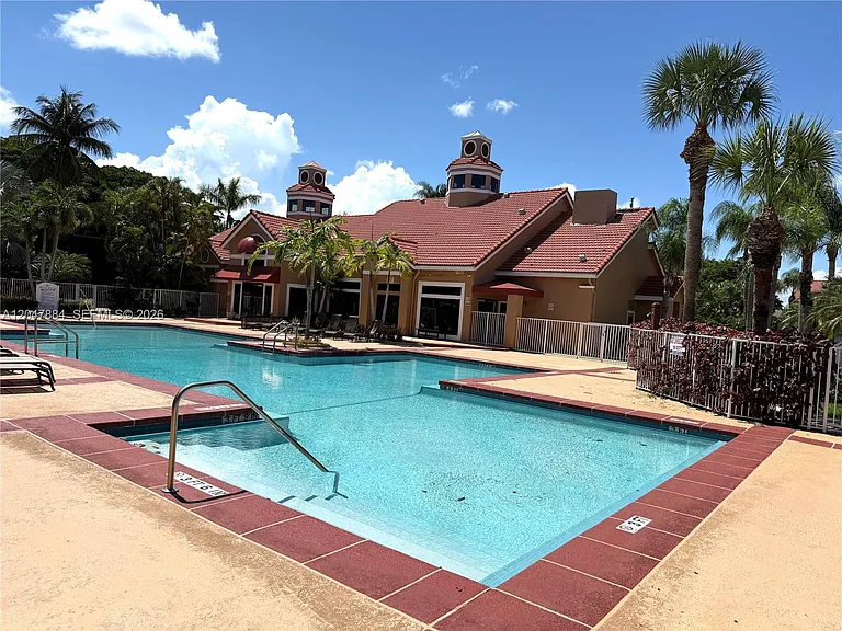 15560 SW 104th Ter #619 — Photo 7