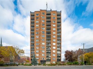 64 Benton St #602, Kitchener, ON