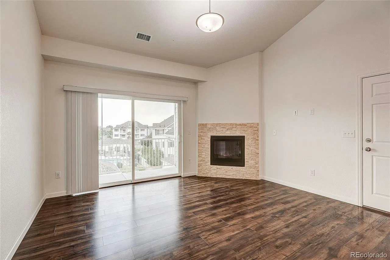 15700 East Jamison Drive, Unit 306 — Photo 4