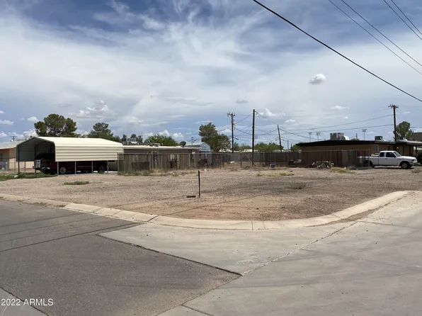760 N 8th Pl, Coolidge, AZ 85128