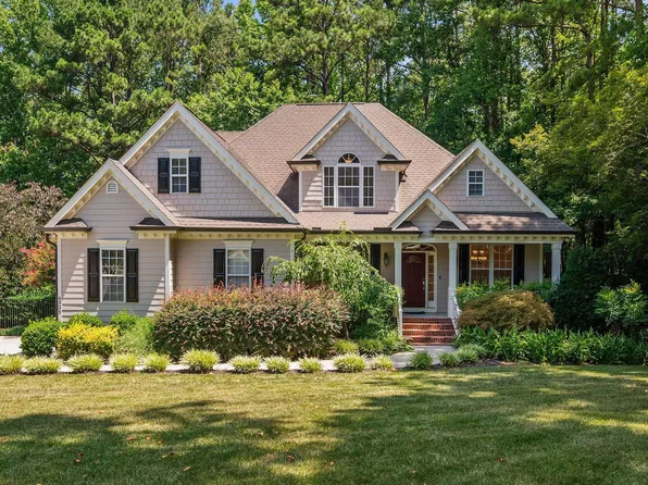 4925 Trotter Dr, Raleigh, NC 27603